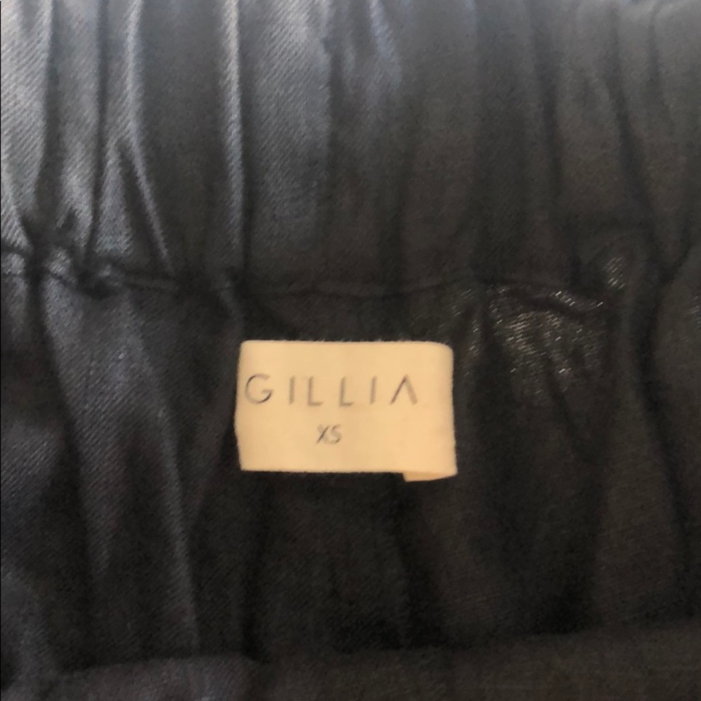 GILLIA linen shorts - Picture 2 of 6